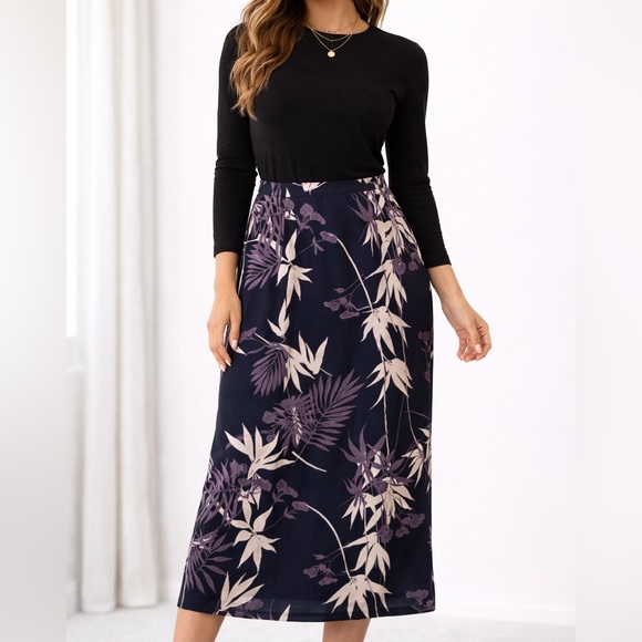 Chaus Dresses & Skirts - NWT Vintage maxi pencil skirt purple navy size 14